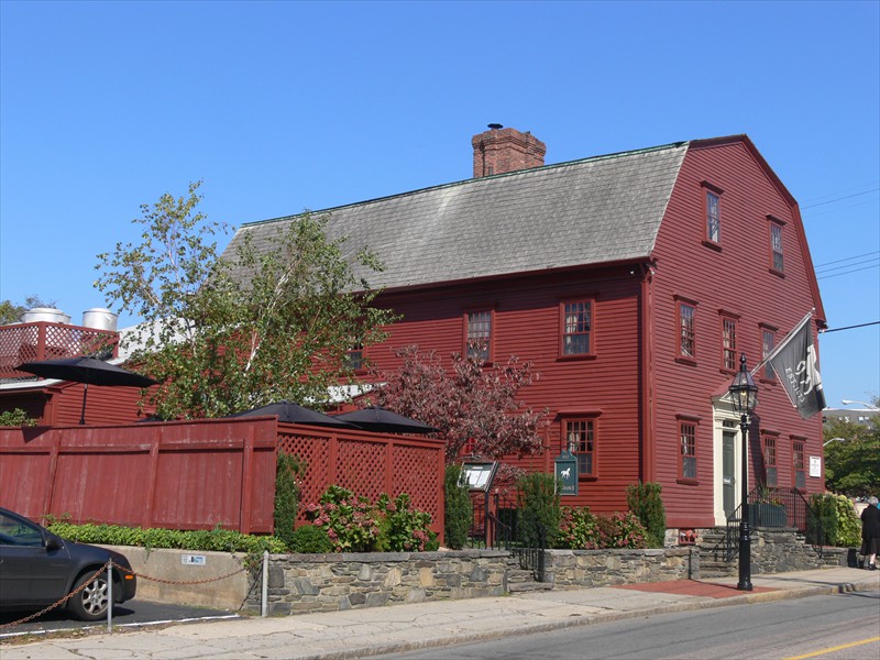 Oldest tavern in America still standing from 1673