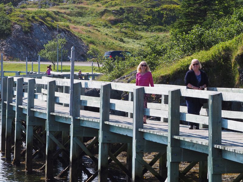 Eloise and Linda on the walkway