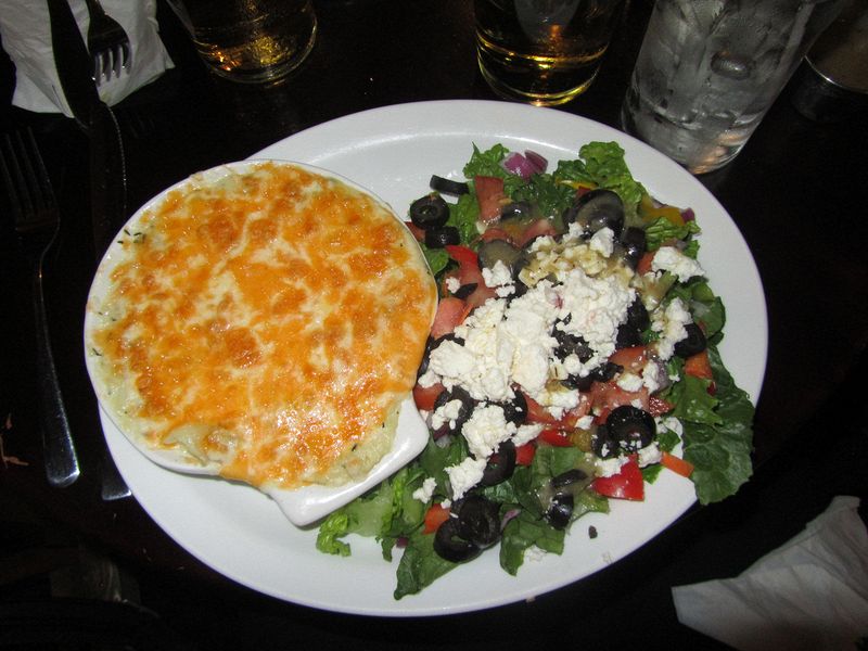 Cod au gratin and salad