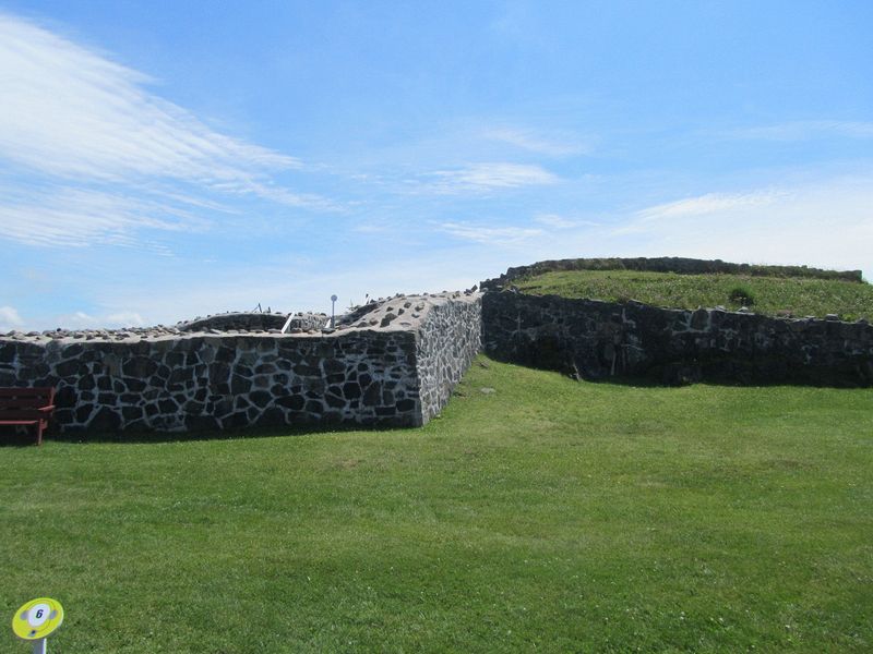 Defensive walls