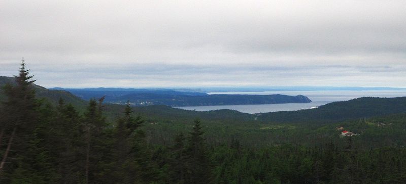 We see the ocean from the road