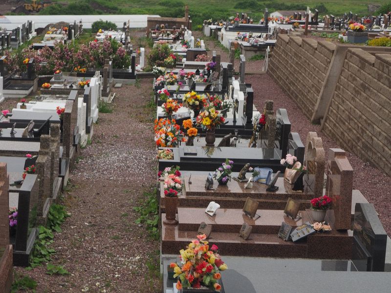 Lots of memorials on the graves