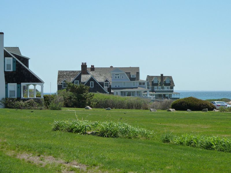 More seafront houses