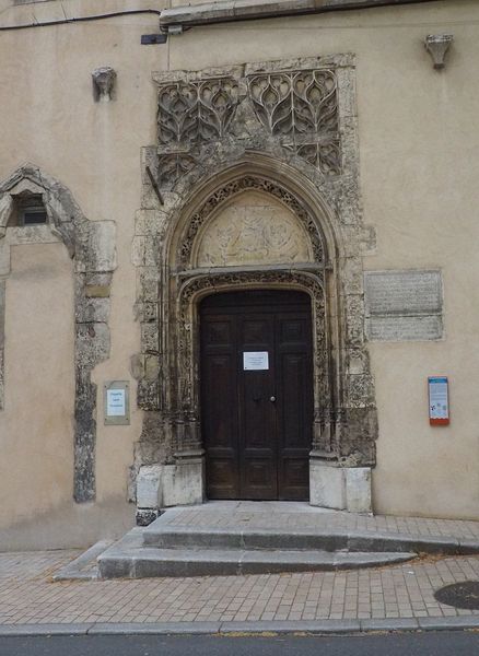 Side entrance to the Chapelle Saint Theodore