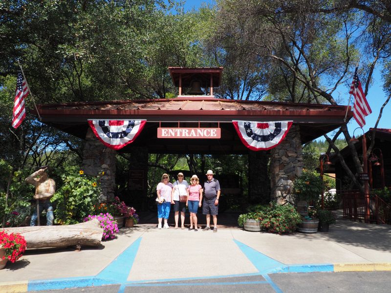 Entrance to Ironstone Vineyards