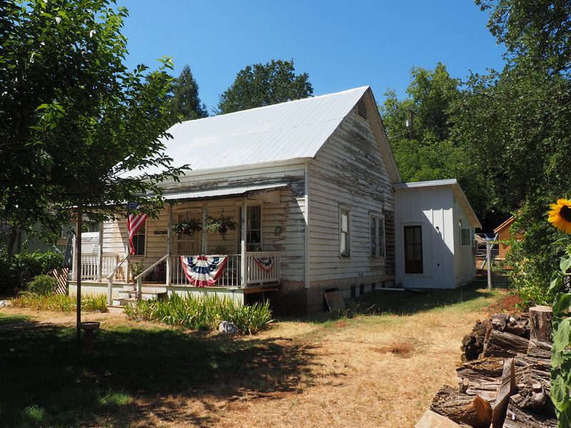 Old house in Murphys #6